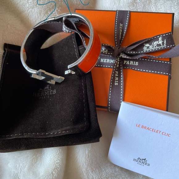 Hermès Clik Clak H-Bangle. Size Medium. - Picture 7 of 9